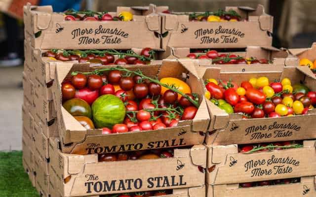 640x400 tomatoes market blog 640x400 tomatoes market blog