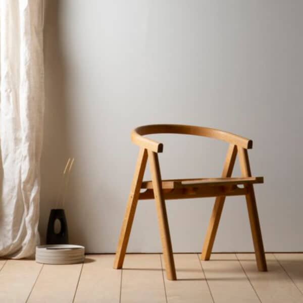 Konk pakt chair handmade in UK oak dinning room chair