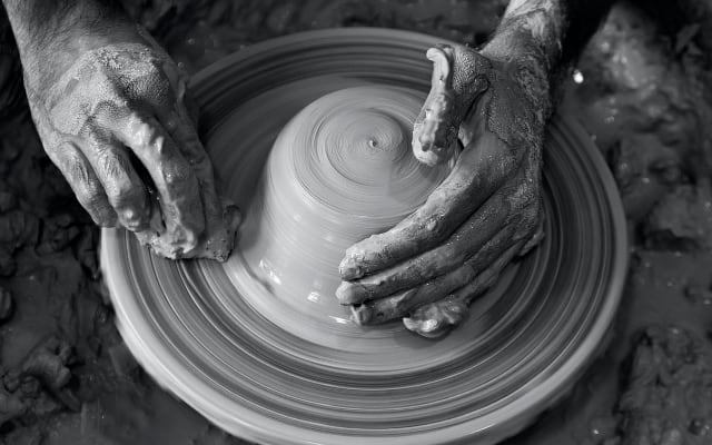 potter making burleigh pottery