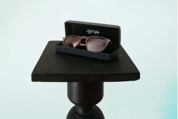 tortoise banton framework sunglasses in box on podium 640x400 1 tortoise banton framework sunglasses in box on podium 640x400 1
